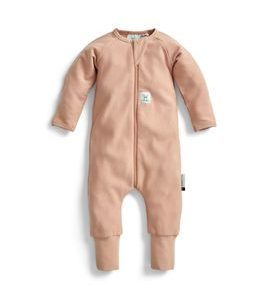 ERGOPOUCH OVERAL NA SPANÍ ORGANICKÁ BAVLNA LAYERS LATTE 1.0TOG (0-3M (3-6KG)) - OVERALY - PRO DĚTI