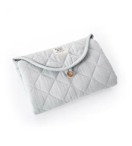 FUNNABABY CESTOVNÍ PŘEBALOVACÍ PODLOŽKA DOVE GREY 57 X 72 CM - PŘEBALOVACÍ PODLOŽKY - PŘEBALOVÁNÍ