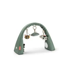 DONE BY DEER AKTIVNÍ OBLOUK S HRAČKAMI TINY FARM - ZELENÁ - HRACÍ DEKY - PRO DĚTI