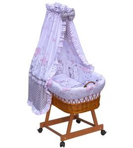 SCARLETT PROUTĚNÝ KOŠÍK NA MIMINKO S NEBESY GUSTO RŮŽOVÁ - NEBESA NAD POSTÝLKU - SPINKÁNÍ