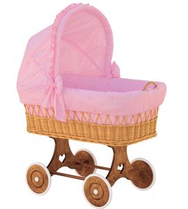 SCARLETT BOUDIČKA K PROUTĚNÉMU KOŠI MÉĎA- RŮŽOVÁ - KOŠÍKY A KOLÉBKY - SPINKÁNÍ