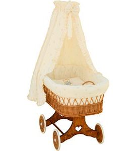 SCARLETT PROUTĚNÝ KOŠ NA MIMINKO S NEBESY MÉĎA BÉŽOVÁ - KOŠÍKY A KOLÉBKY - SPINKÁNÍ