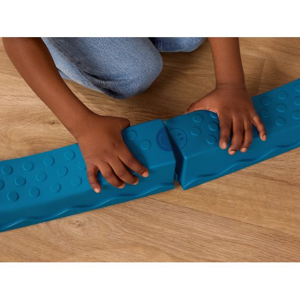 B-TOYS PŘEKÁŽKOVÁ DRÁHA SE STUPÍNKY HUDEBNÍ BALANCE & GROOVE - STAVEBNICE A PUZZLE - PRO DĚTI