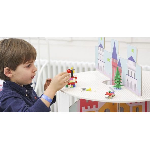 STOKKE® MUTABLE™ SCENARIOS - STOLKY A ŽIDLIČKY - SPINKÁNÍ