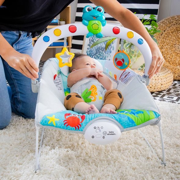 BABY EINSTEIN LEHÁTKO HUDEBNÍ VIBRAČNÍ SE SVĚTLY KICK TO IT NEPTUNE DO 9 KG - LEHÁTKA A HOUPADLA - SPINKÁNÍ