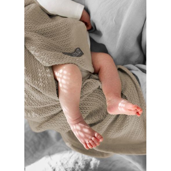 VINTER & BLOOM DEKA SOFT GRID ORGANIC PEBBLE GREIGE - DĚTSKÉ DEKY PRO MIMINKA - SPINKÁNÍ