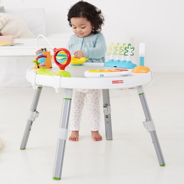 SKIP HOP AKTIVNÍ CENTRUM 3V1 - EXPLORE & MORE 4M+ - HRAZDIČKY - PRO DĚTI