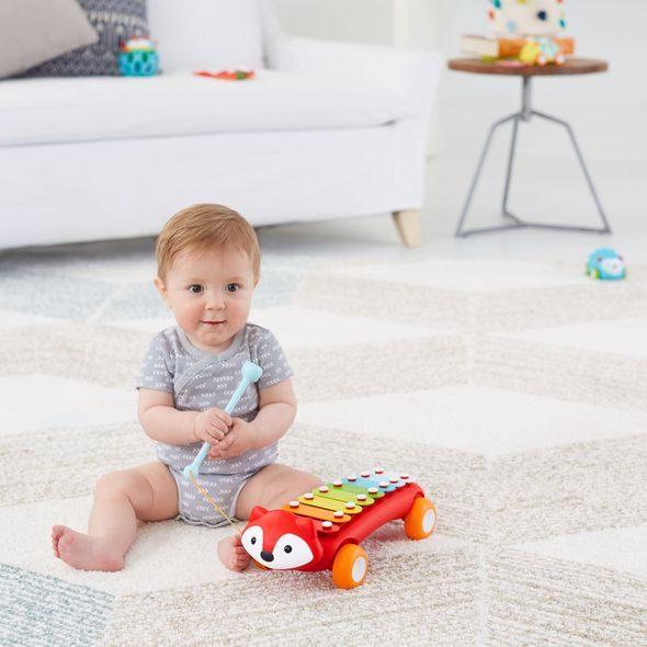 SKIP HOP XYLOFON EXPLORE&MORE - LIŠÁK 12M+ - HUDEBNÍ NÁSTROJE - PRO DĚTI