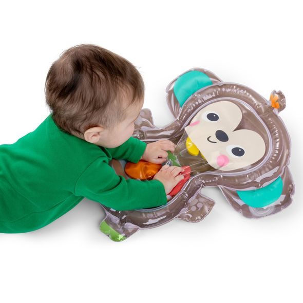 BRIGHT STARTS PODLOŽKA VODNÍ HUNGRY MONKEY™ 41 X 35 CM 0M+ - HRA NA BŘÍŠKU - PRO DĚTI