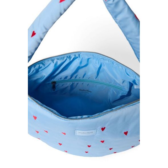 STUDIO NOOS PUFFY CROSS BODY BAG LIGHT BLUE HEARTS - ORGANIZÉRY A KOŠÍKY - KOČÁRKY A PŘÍSLUŠENSTVÍ