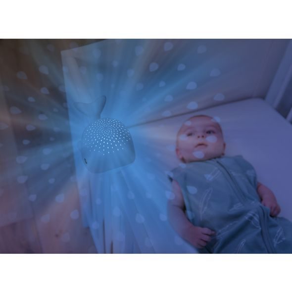 ZAZU VELRYBA WALLY ŠEDÁ NOČNÍ PROJEKTOR S MELODIEMI - PROJEKTORY - SPINKÁNÍ