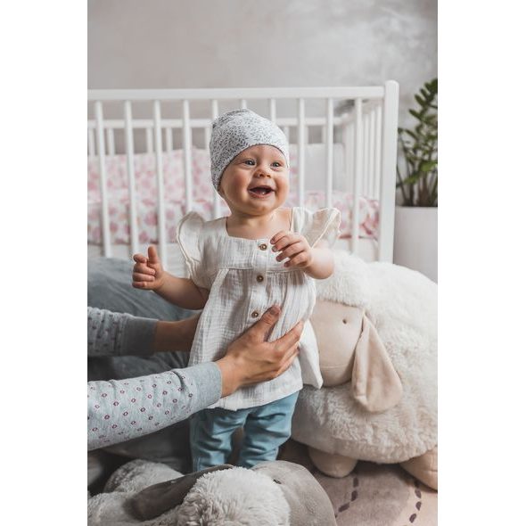 ENIE BABY DĚTSKÁ ČEPICE 3-6M GREY LEAVES - ČEPIČKY A KLOBOUČKY - PRO DĚTI