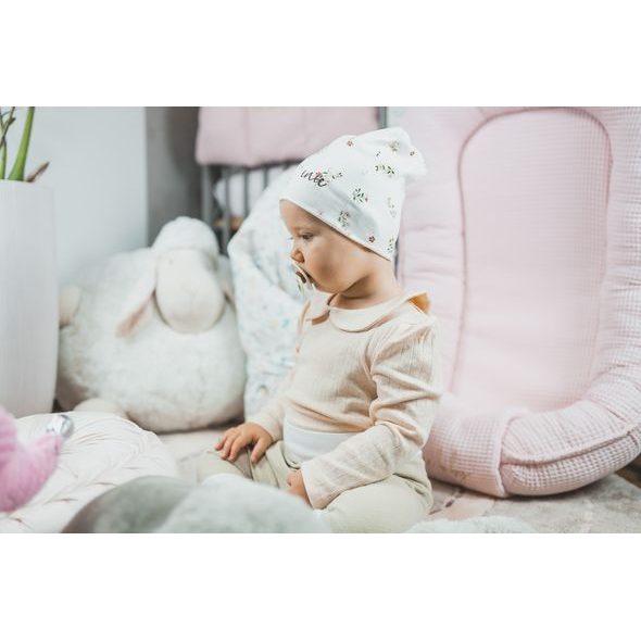 ENIE BABY DĚTSKÁ ČEPICE 0-1M FLOWERS CREME - ČEPIČKY A KLOBOUČKY - PRO DĚTI