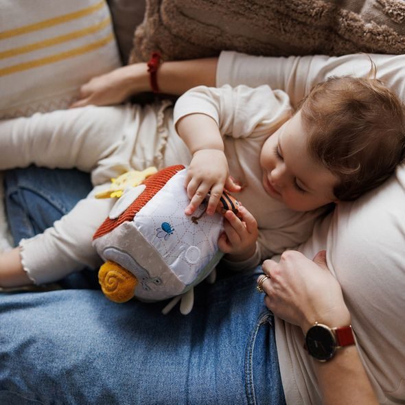 BABYONO KOSTKA SENSORICKÁ NATURE 0 M+ - SENZORICKÉ HRAČKY - PRO DĚTI