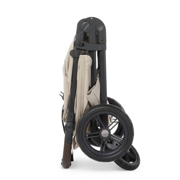 MAST M.4X PLUS KOČÁREK (HP), LION 2025 - SPORTOVNÍ KOČÁRKY - KOČÁRKY A PŘÍSLUŠENSTVÍ