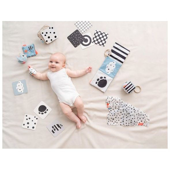 DONE BY DEER DĚTSKÉ KONTRASTNÍ KARTY S DRŽÁKEM - DEER FRIENDS - HRAČKY K ZAVĚŠENÍ - PRO DĚTI