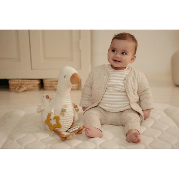 LITTLE DUTCH HUSA PLYŠOVÁ S AKTIVITAMI NEWBORN NATURALS - FARMA - PRO DĚTI