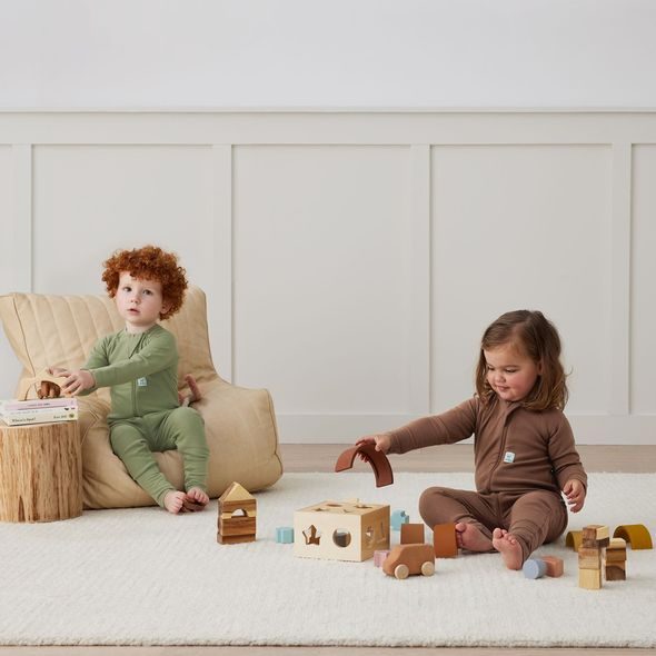 ERGOPOUCH® OVERAL NA SPANÍ ORGANICKÁ BAVLNA LAYERS LATTE 1.0TOG (0-3M (3-6KG)) - OVERALY - PRO DĚTI