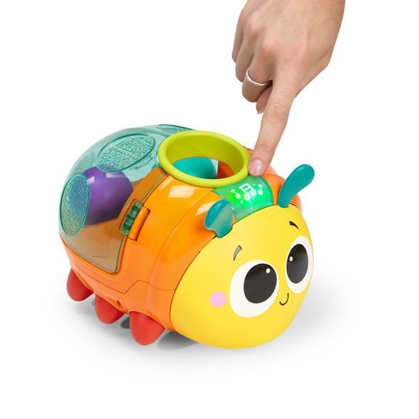 BRIGHT STARTS HRAČKA VKLÁDACÍ INTERAKTIVNÍ S MÍČKY SPIN 'N' CHASE BUG™, 6M+ - AKTIVNÍ HRAČKY - PRO DĚTI