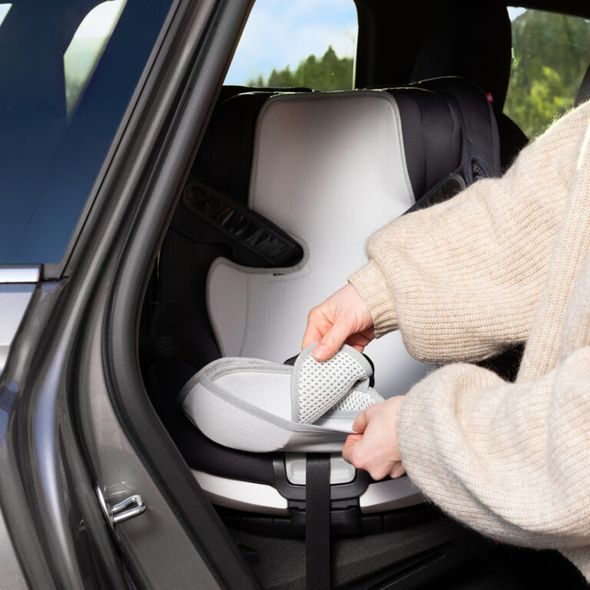 BESAFE BESAFE AIRFLOW LINER LIGHT GREY - VLOŽKY A LÍMCE - AUTOSEDAČKY A PŘÍSLUŠENSTVÍ