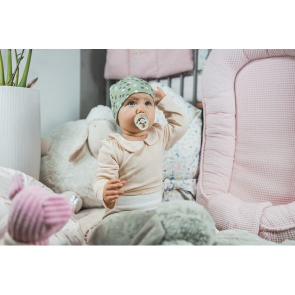 ENIE BABY DĚTSKÁ ČEPICE 3-6M DOTS OLIVE - ČEPIČKY A KLOBOUČKY - PRO DĚTI