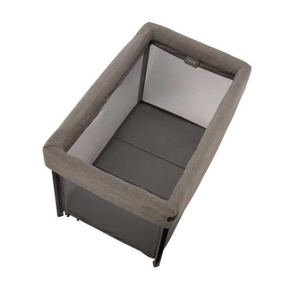 NUNA PAAL™ GRANITE - CESTOVNÍ POSTÝLKY - SPINKÁNÍ