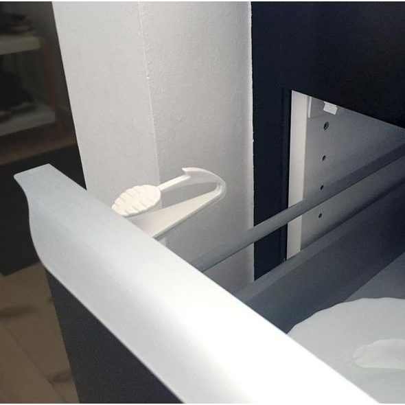 BABYDAN UNIVERZÁLNÍ UZÁVĚR LEPÍCÍ EASY FIX CATCH, BIO - BEZPEČNOST DĚTÍ V DOMÁCNOSTI - KOUPÁNÍ A ZDRAVÍ