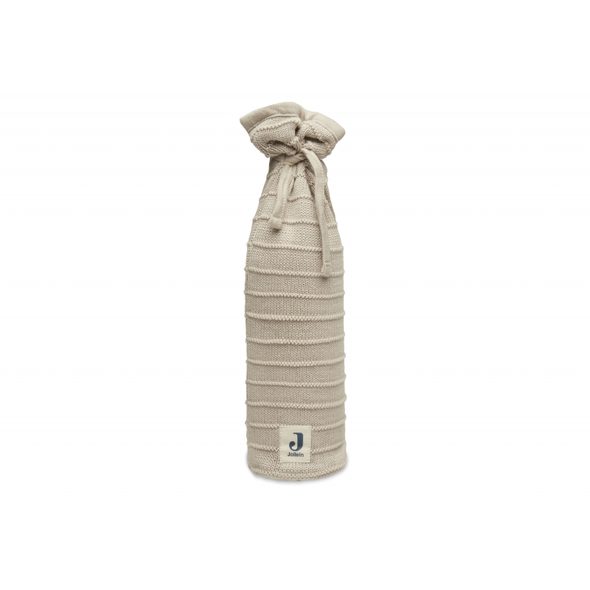 JOLLEIN PLETENÝ OBAL NA OHŘÍVACÍ LÁHEV PURE KNIT NOUGAT - TERMOOBALY A TERMOSKY - KRMENÍ