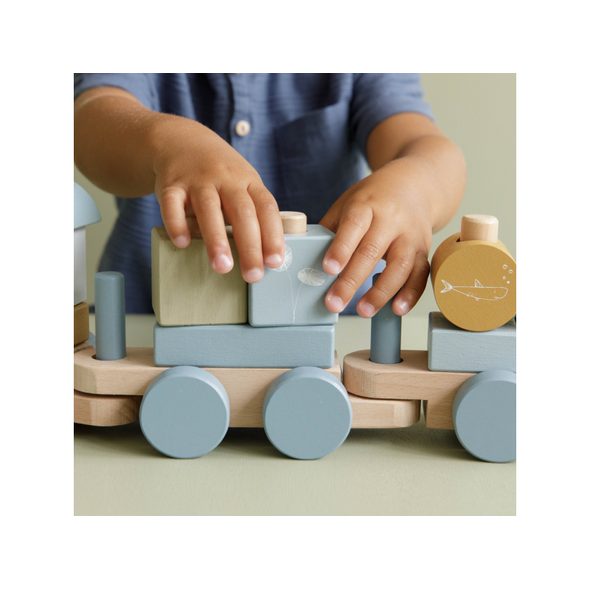 LITTLE DUTCH VLÁČEK DŘEVĚNÝ OCEAN BLUE - VLÁČKY - PRO DĚTI