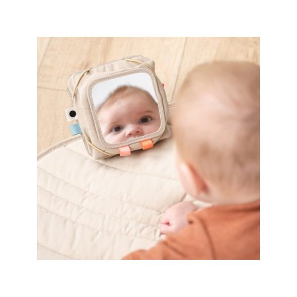 DONE BY DEER DĚTSKÉ KONTRASTNÍ KARTY S DRŽÁKEM - DEER FRIENDS - HRAČKY K ZAVĚŠENÍ - PRO DĚTI