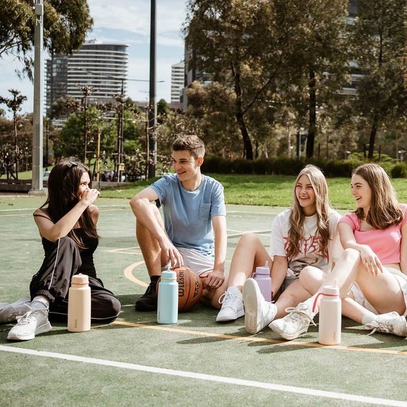 B.BOX NEREZOVÁ TERMOLAHEV S BRČKEM 1L - ORANŽOVÁ - TERMOOBALY A TERMOSKY - KRMENÍ