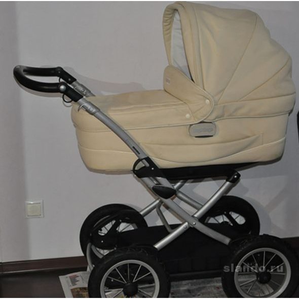PEG PEREGO CULLA AUTO 2013 (VČETNĚ KIT AUTO) - KORBIČKY - KOČÁRKY A PŘÍSLUŠENSTVÍ