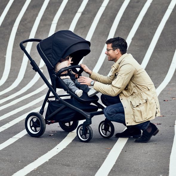 THULE SLEEK BLACK ON BLACK - SPORTOVNÍ KOČÁRKY - KOČÁRKY A PŘÍSLUŠENSTVÍ