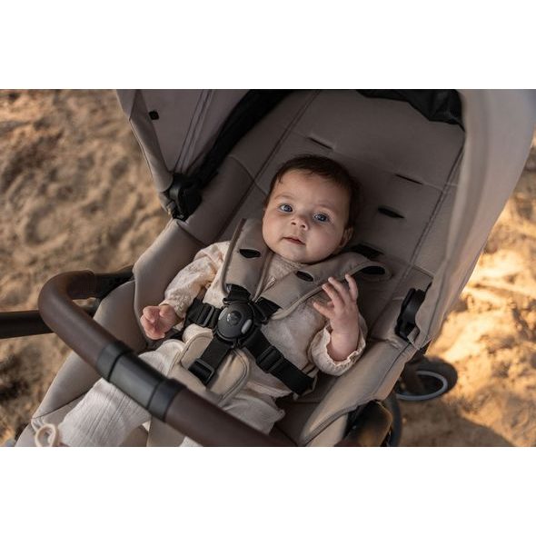 EASYWALKER KOČÁREK KOMBINOVANÝ JIMMEY EXPLORE PEARL TAUPE AIR + CYBEX ATON B2 I-SIZE + ZÁKLADNA - KOMBINACE S PŘÍSLUŠENSTVÍM - KOČÁRKY A PŘÍSLUŠENSTVÍ