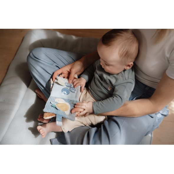 LITTLE DUTCH ZÁVĚSNÁ TEXTILNÍ KNÍŽKA S AKTIVITAMI FOREST FRIENDS - KNÍŽKY PRO NEJMENŠÍ - PRO DĚTI