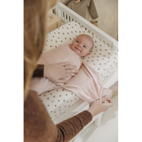 MEYCO ZAVINOVAČKA 2-BALENÍ 0-3 MĚSÍCE - MINI PANTHER SOFT PINK/PINK - ZAVINOVAČKY - SPINKÁNÍ