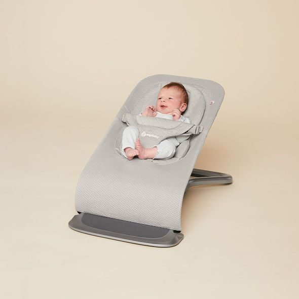 ERGOBABY EVOLVE LEHÁTKO MESH - LIGHT GREY MESH - LEHÁTKA A HOUPADLA - SPINKÁNÍ