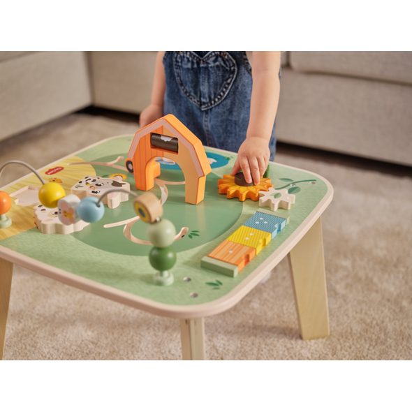 TINY LOVE STOLEK S AKTIVITAMI DŘEVĚNÝ FARMERS FUNDAY - DŘEVĚNÉ HRAČKY - PRO DĚTI