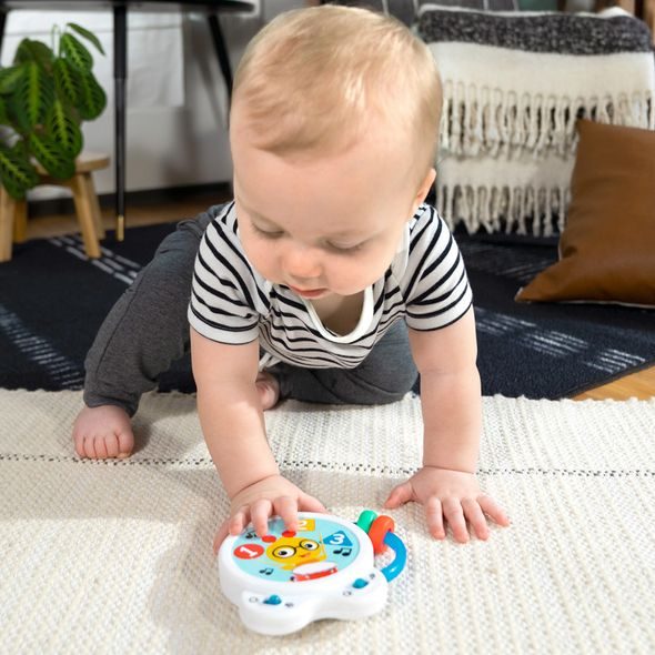BABY EINSTEIN HRAČKA HUDEBNÍ BUBEN TINY TEMPO™ 3M+ - MOTORICKÉ A HUDEBNÍ - PRO DĚTI