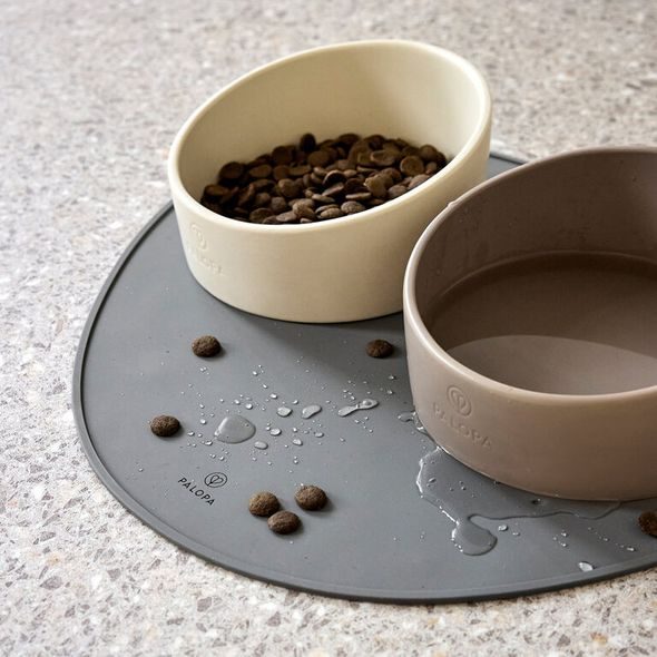 PALOPA PODLOŽKA POD MISKY LOUA LIGHT GREY - PRO MAZLÍČKY - NOŠENÍ & SPORT