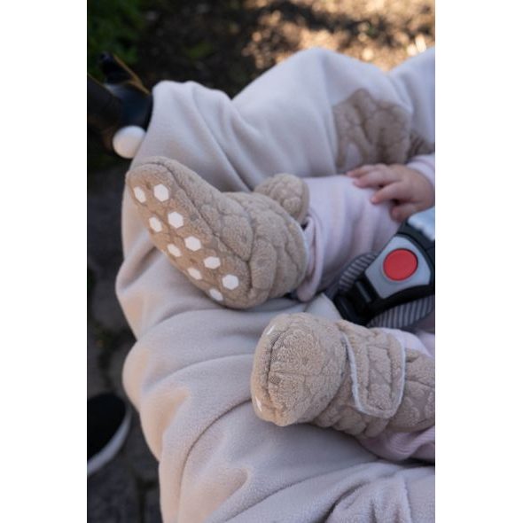 LODGER SLIPPER FOLKLORE FLEECE BEIGE 0 - 3 MĚSÍCE - KOJENECKÉ CAPÁČKY - PRO DĚTI