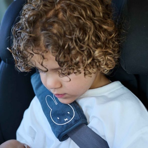 DOOKY CHRÁNIČ PÁSU LARGE SEATBELT PAD DARK GREY MIFFY 1KS - POLSTROVÁNÍ PÁSŮ - AUTOSEDAČKY A PŘÍSLUŠENSTVÍ