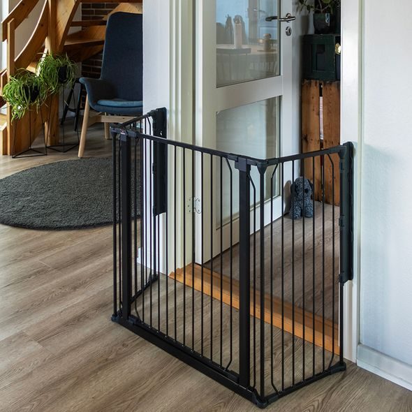 BABY DAN UNIVERZÁLNÍ PROSTOROVÁ ZÁBRANA BABYDAN CARL WIDE, ČERNÁ - OHRÁDKY - KOUPÁNÍ A ZDRAVÍ