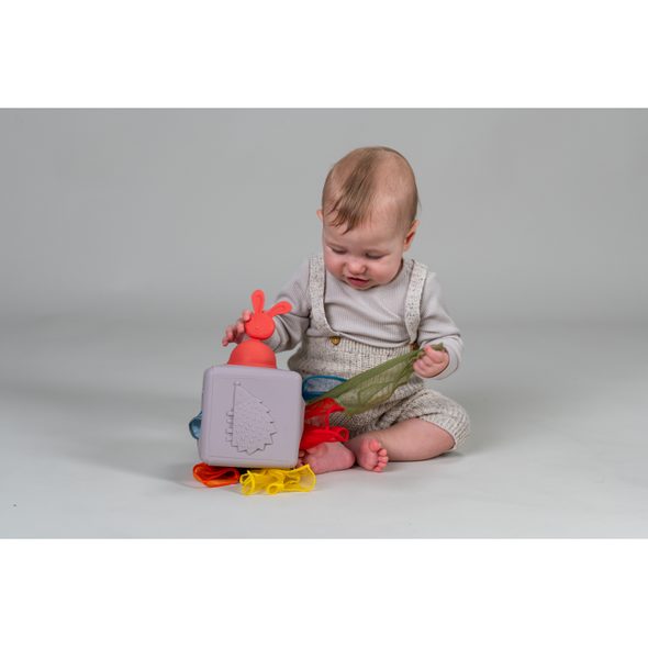 TAF TOYS BOX S ŠÁTKY BUNNY - HRAČKY PRO NEJMENŠÍ - PRO DĚTI