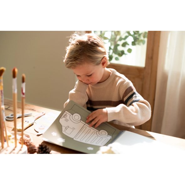 LITTLE DUTCH KNIHA S VYSTŘIHOVACÍMI AUTY JIM - VÝTVARNÉ POMŮCKY A HRAČKY - PRO DĚTI