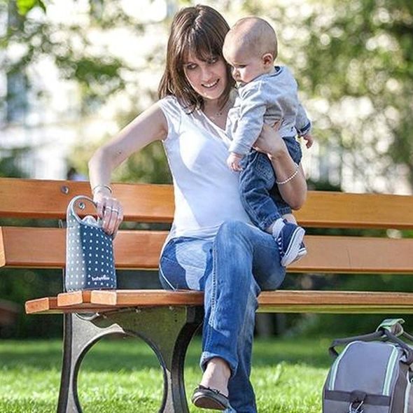 BABYMOOV OHŘÍVAČ LAHVÍ CESTOVNÍ BLUE STARS - OHŘÍVAČKY MLÉKA A STRAVY - KRMENÍ