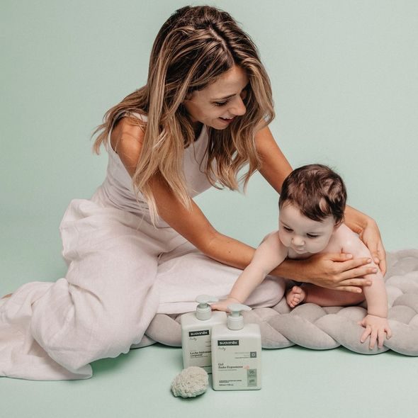 SUAVINEX PĚNOVÝ KOUPELOVÝ GEL 300ML - ŠAMPONY A KOSMETIKA - KOUPÁNÍ A ZDRAVÍ