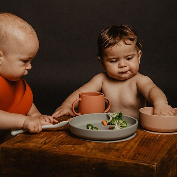 SUAVINEX BRYNDÁK SILIKONOVÝ COLOUR ESSENCE ZELENÝ 2KS - BRYNDÁKY - KRMENÍ