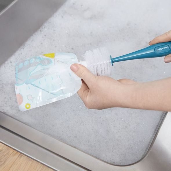 BABYMOOV KARTÁČ NA LÁHVE 2V1 - KARTÁČE NA LAHVE - KRMENÍ