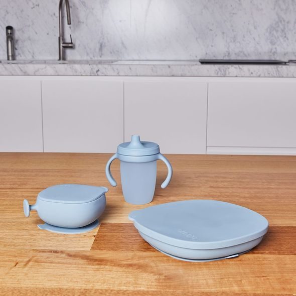 B.BOX SILIKONOVÝ DĚLENÝ TALÍŘEK S VÍČKEM A PŘÍSAVKOU - MODRÝ - MISKY, TALÍŘKY A PODLOŽKY - KRMENÍ